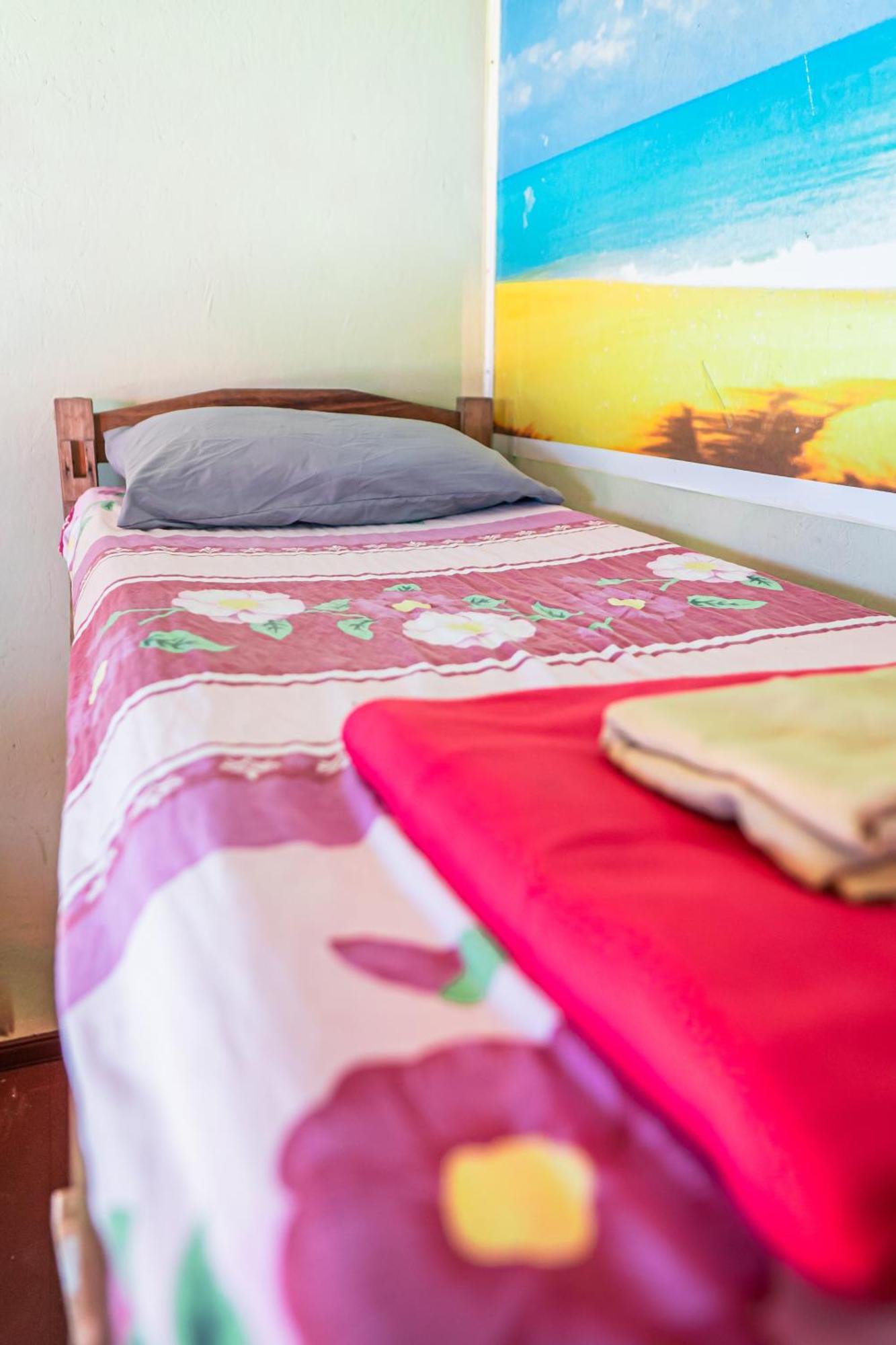 La Rubia Hostel Ла-Педрера Номер фото
