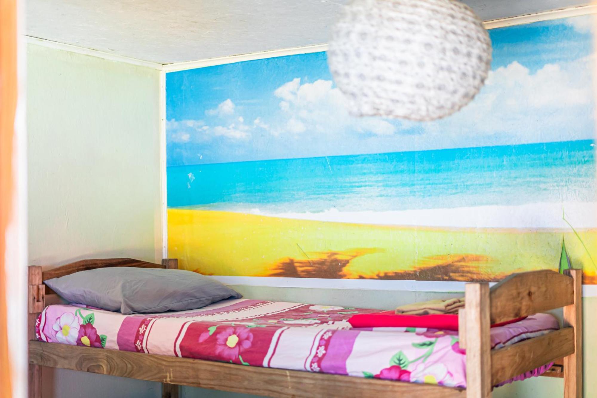 La Rubia Hostel Ла-Педрера Номер фото