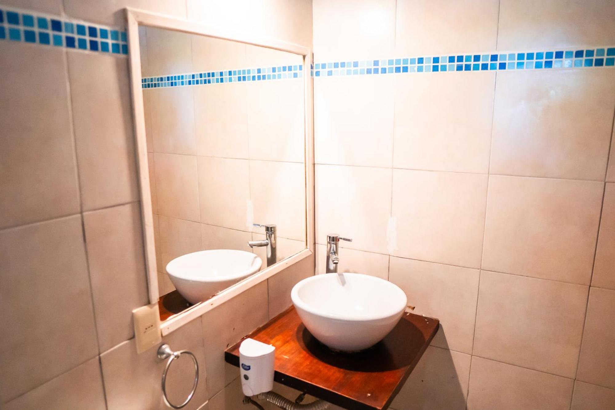 La Rubia Hostel Ла-Педрера Экстерьер фото